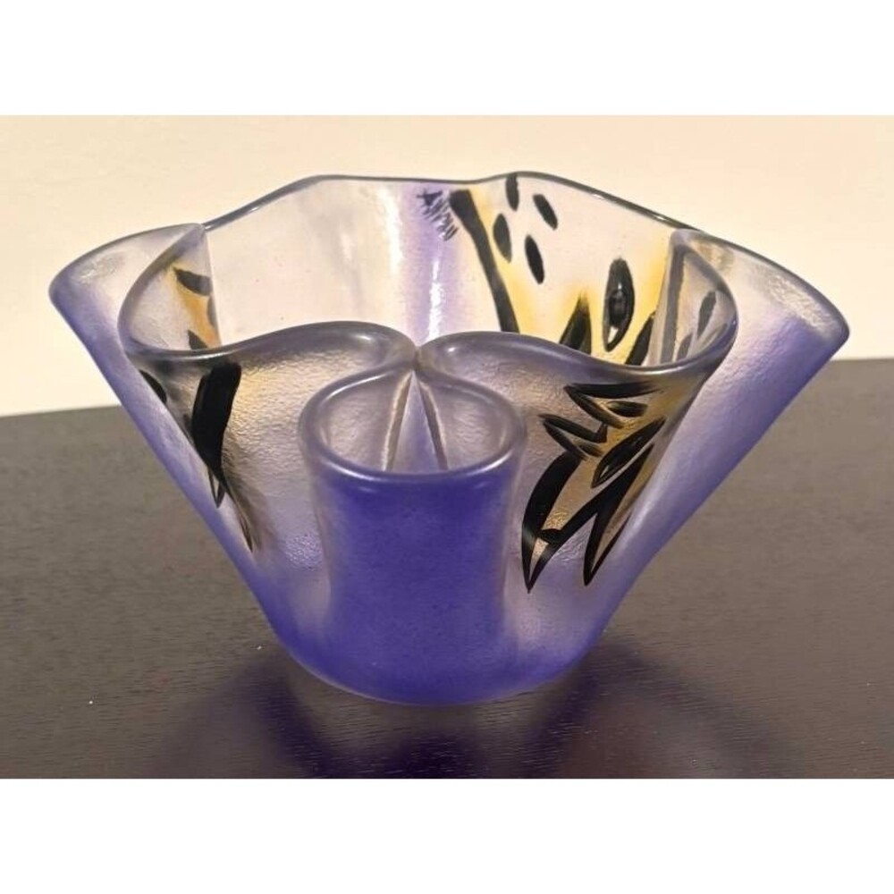 Vintage and Rare Signed Kosta Boda Bowl, By Ulrica Hyndman Vallien/Sweden.